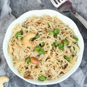 Vermicelli Upma served in a bowl.